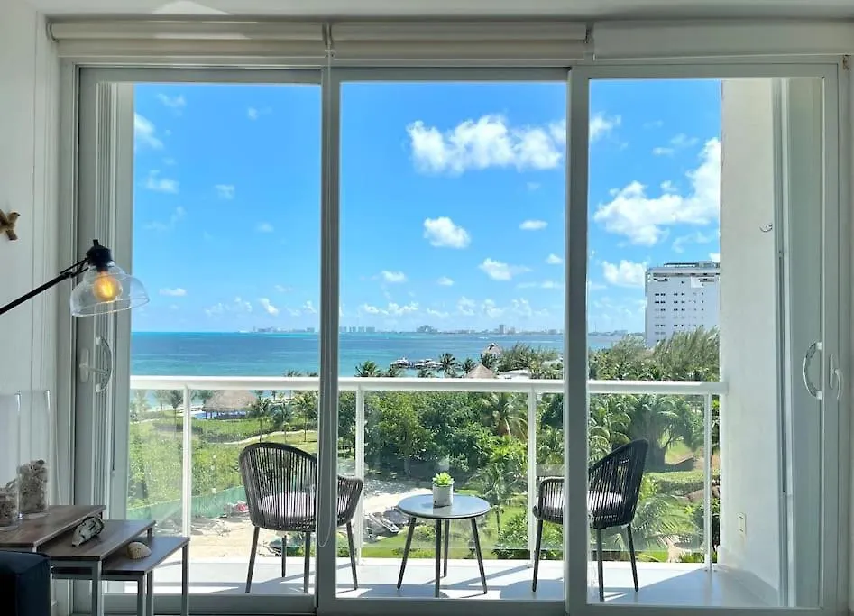 ☆Blue Nest- Beachfront Apartment By Casa Paraiso☆ Cancún