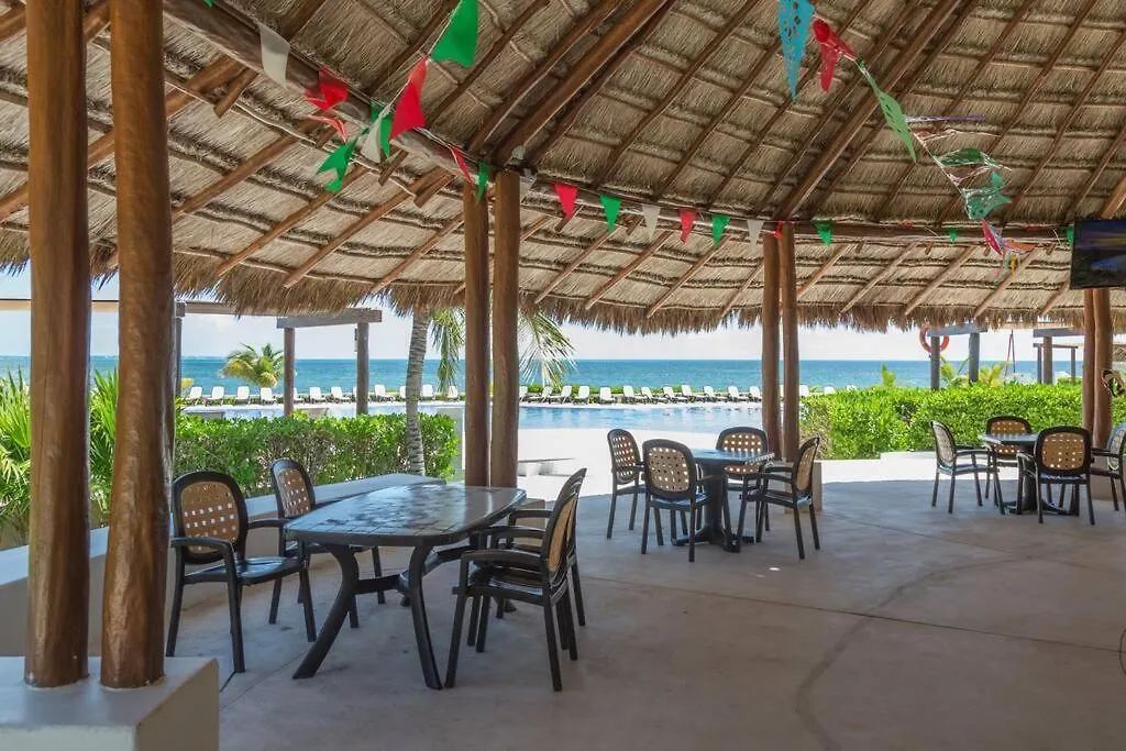 ☆Blue Nest- Beachfront Apartment By Casa Paraiso☆ Cancún